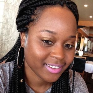 Meet your Posher, Robin