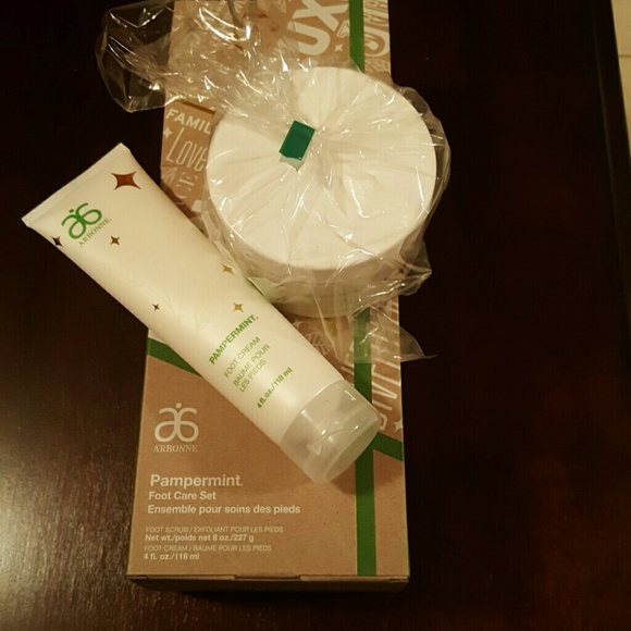Arbonne foot care Pampermint foot