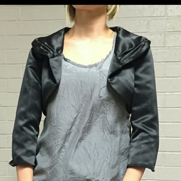 Edgy Cropped formal jacket!