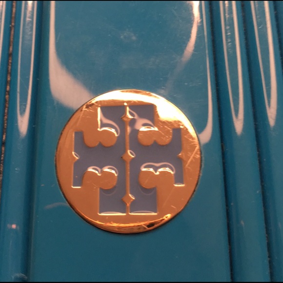 *SOLD* Tory Burch Rare Blue Resin Clutch! - Picture 3 of 4