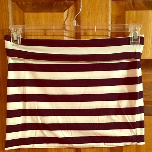 Mini skirt - Picture 1 of 1