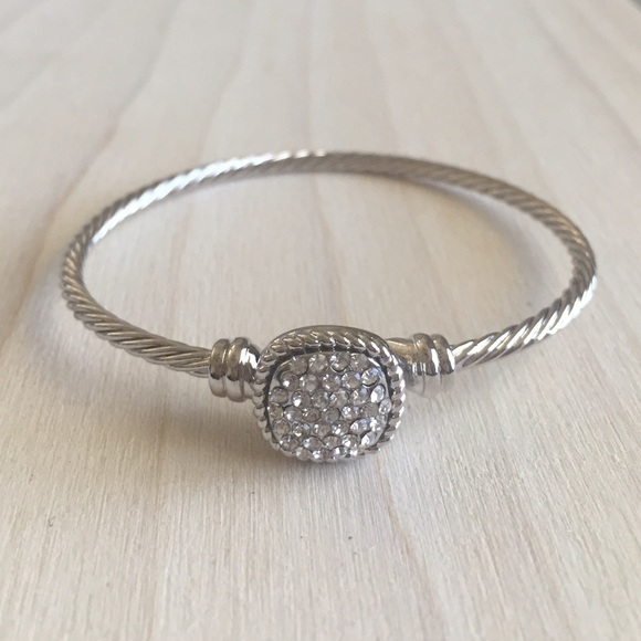 Silver Bangle With Crystal Square