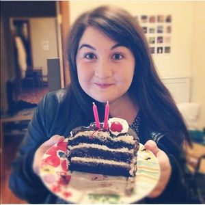 Meet your Posher, Rebecca