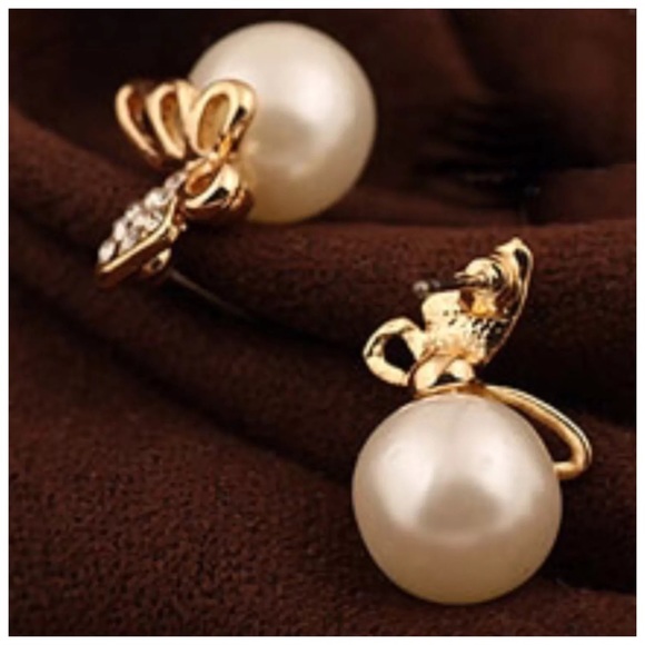 Double Sided Butterfly Earrings ED12 - Picture 3 of 3