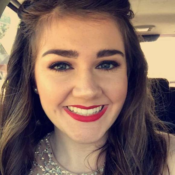 Meet your Posher, Marissa