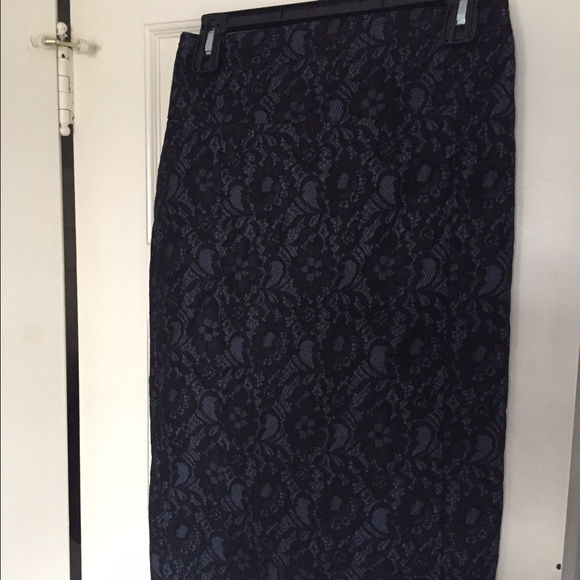 Express Lace Overlay Skirt