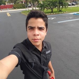 Meet your Posher, Christian