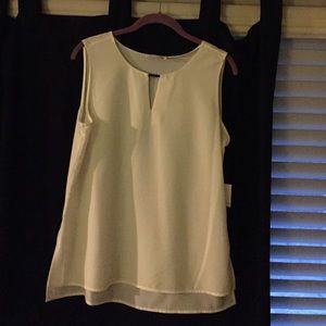 NWT white sleeveless blouse