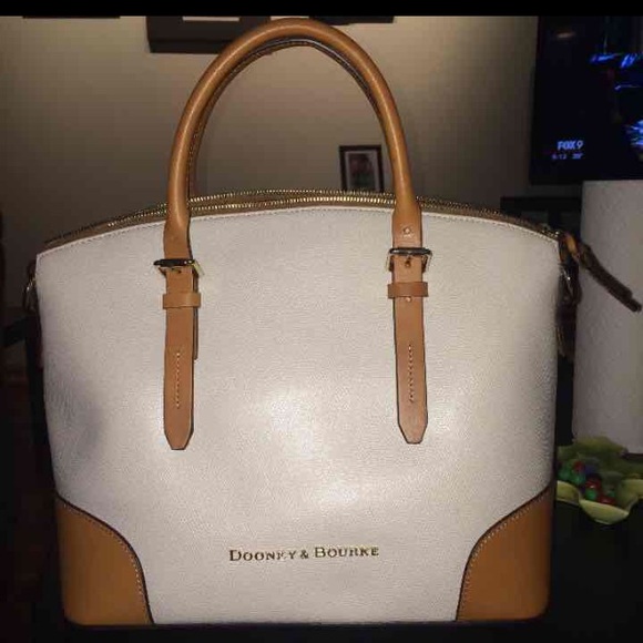 Authentic Dooney & Bourke large Satchel