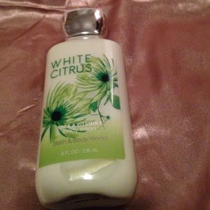 White Citrus Bath and Body Works Lotion