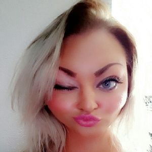 Meet your Posher, Malissa