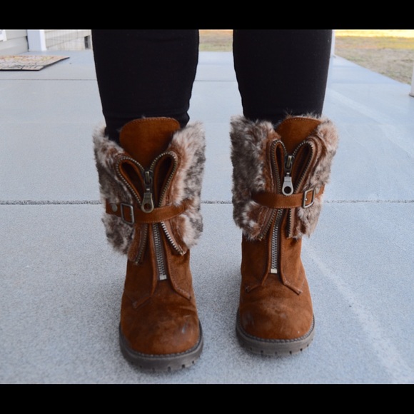 Unlisted by Kenneth Cole French Twist Brown Boots