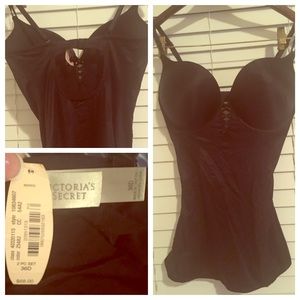 NWT Victoria's Secret Bombshell slip