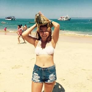 Meet your Posher, Lizzie