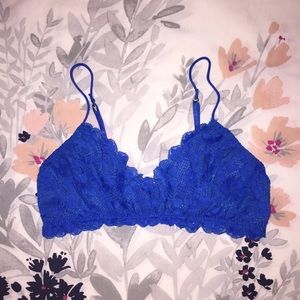 NWOT UO Lace Bralette