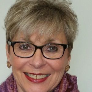 Meet your Posher, Debra