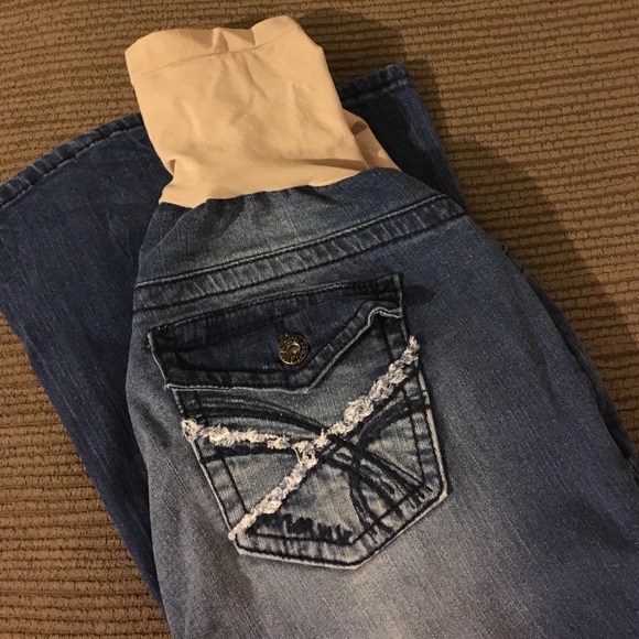 Maternity Jeans - XL - never worn!!