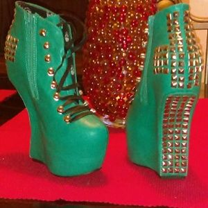 BRAND NEW✨✨✨🌟🌟 BOOTIES..