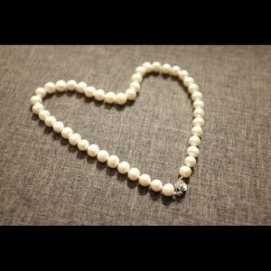 100% Freshwater Pearl necklace