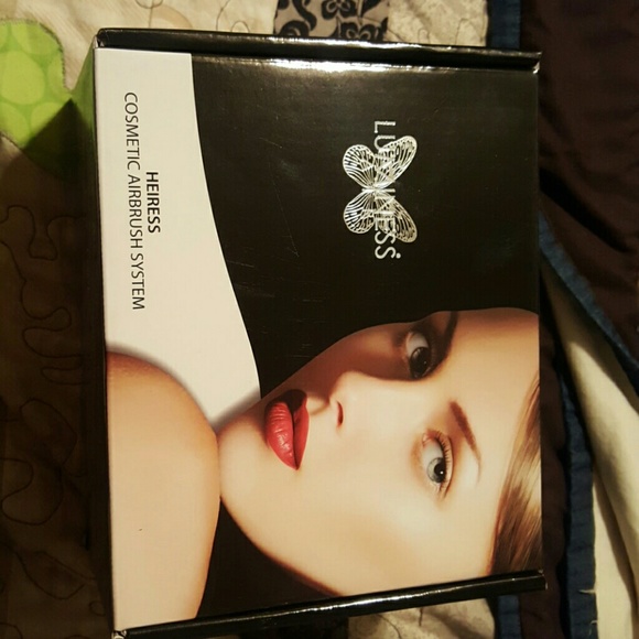 LUMINESA AIRBRUSH MACHINE