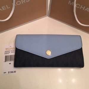 Michael Kors Brand New Authentic Carry All Wallet