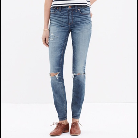 Madewell 9" HR Skinny Jeans: Torn Knee edition