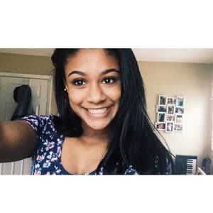 Meet your Posher, Thalia