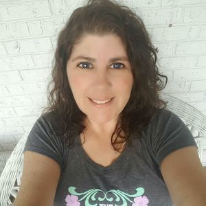 Meet your Posher, Lisa smith