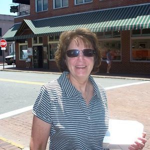 Meet your Posher, Theresa