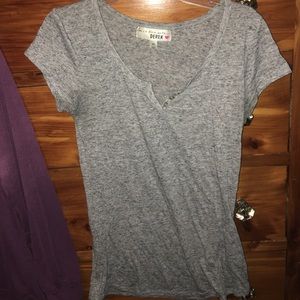 Super cute Gray Shirt