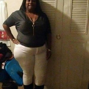 Meet your Posher, Mara