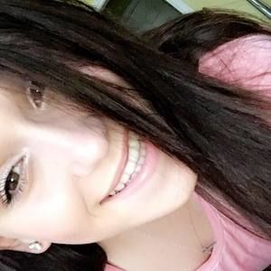 Meet your Posher, Lainey