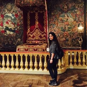 Meet your Posher, Bettina