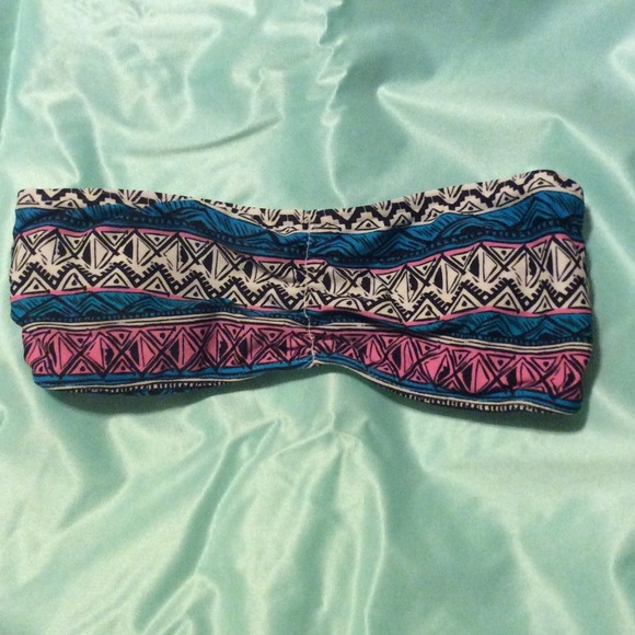 Delia's Size Small strapless bikini top
