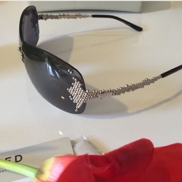 🔮FRED Sunglasses🔮 - Picture 2 of 4