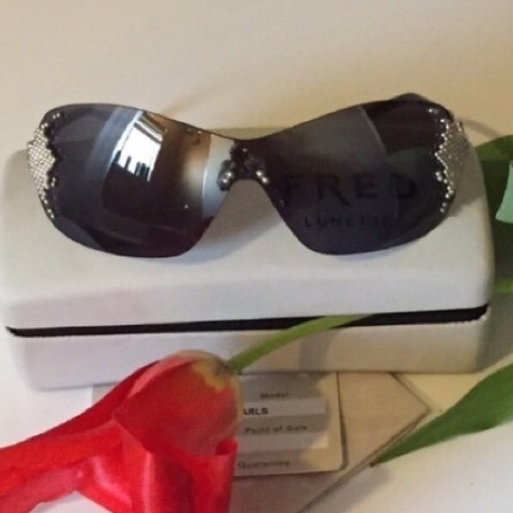 🔮FRED Sunglasses🔮 - Picture 4 of 4