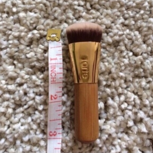 ‼️ONE LEFT‼️Mini Tarte contour blending brush - Picture 3 of 3