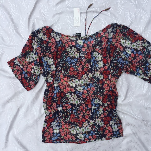 Aztec Rose Top - Picture 3 of 4