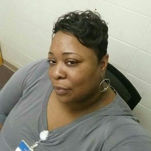 Meet your Posher, Phyllis