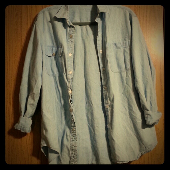 **TRADED**GAP LIGHT WASHED DENIM FLANNEL JACKET