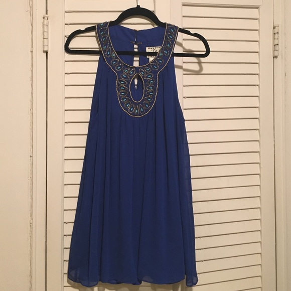 Blue top