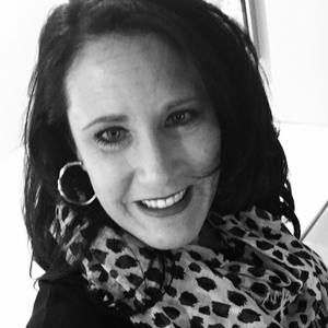 Meet your Posher, Hilary