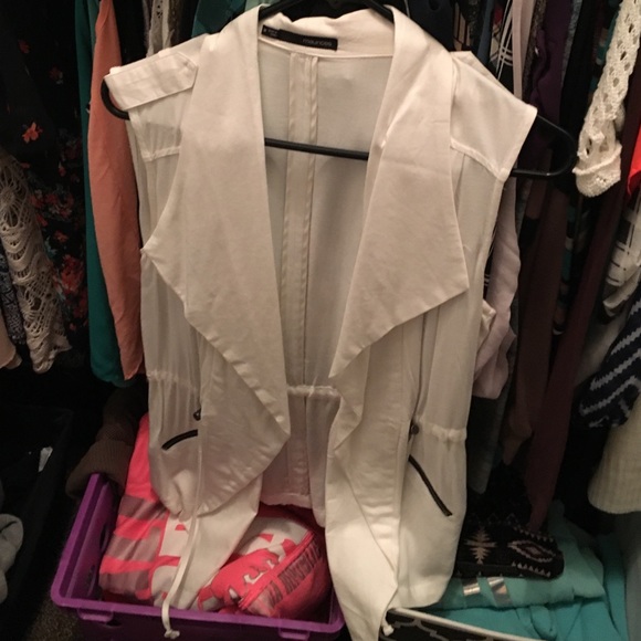 Dressy cover up top