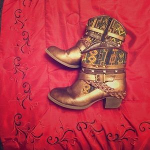 Blue sole Pluto booties