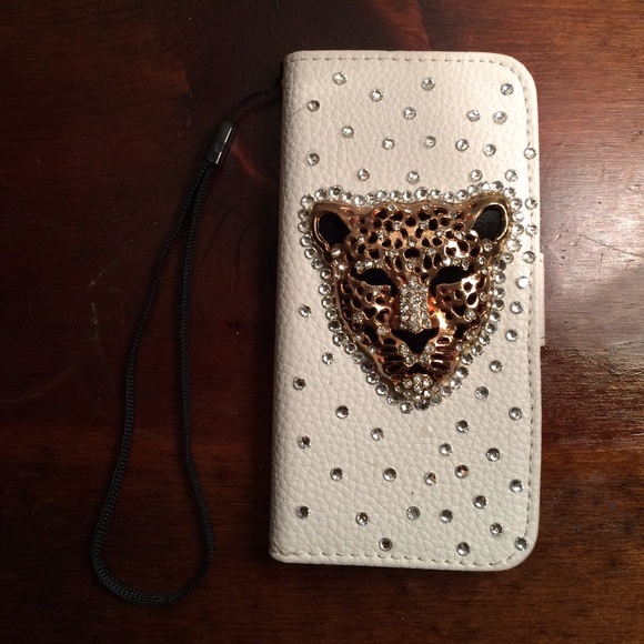 FINAL REDUCTION IPHONE 5/5S LEATHER LEOPARD CASE!