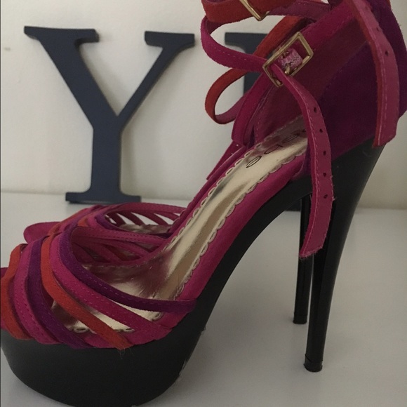 Bebe high heels - Picture 2 of 3