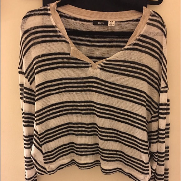 BDG Knit V-neck sweater
