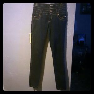 I&m butt lift skinny jeans