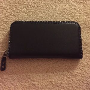 NWT Urban Expressions wallet