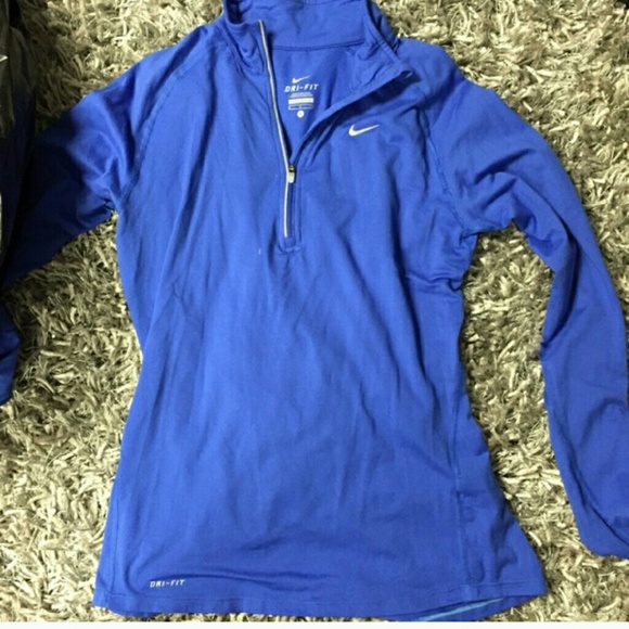 Nike pullover - Picture 1 of 2